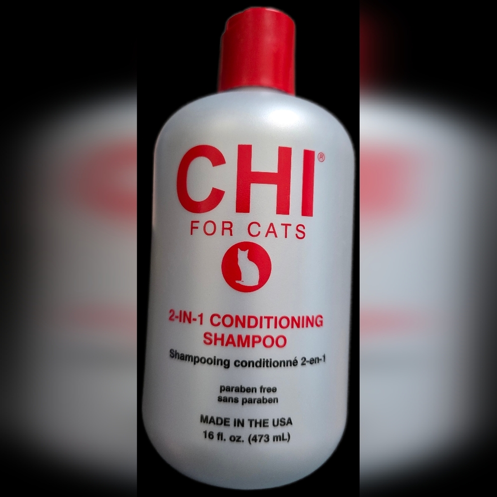 CHI 2-in-1 Conditioning Shampoo for Cats - Red and White